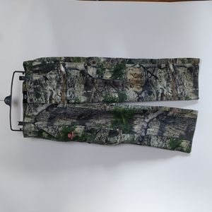 Mossy Oak camo hunting pants